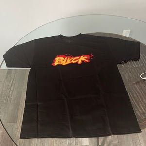 Brand new never worn black scale black tee size L